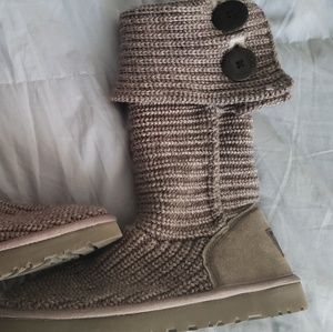 Ugg Knit Boots Gray Excellent Condition Size 9